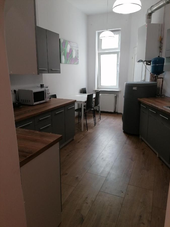 Hostel Tulip - Pokoj 7 Ze Wspolna Lazienka I Kuchnia Szczecin Exterior photo