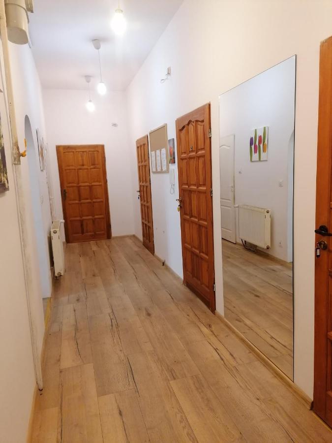 Hostel Tulip - Pokoj 7 Ze Wspolna Lazienka I Kuchnia Szczecin Exterior photo